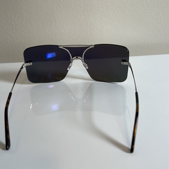 Cartier Women’s Panther Sunglasses - Picture 8 of 16